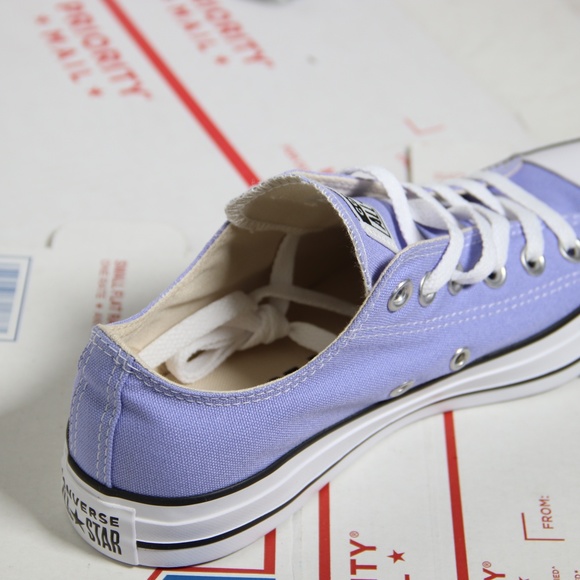 Converse Classic Light Purple All Star Low Tops - Picture 2 of 6